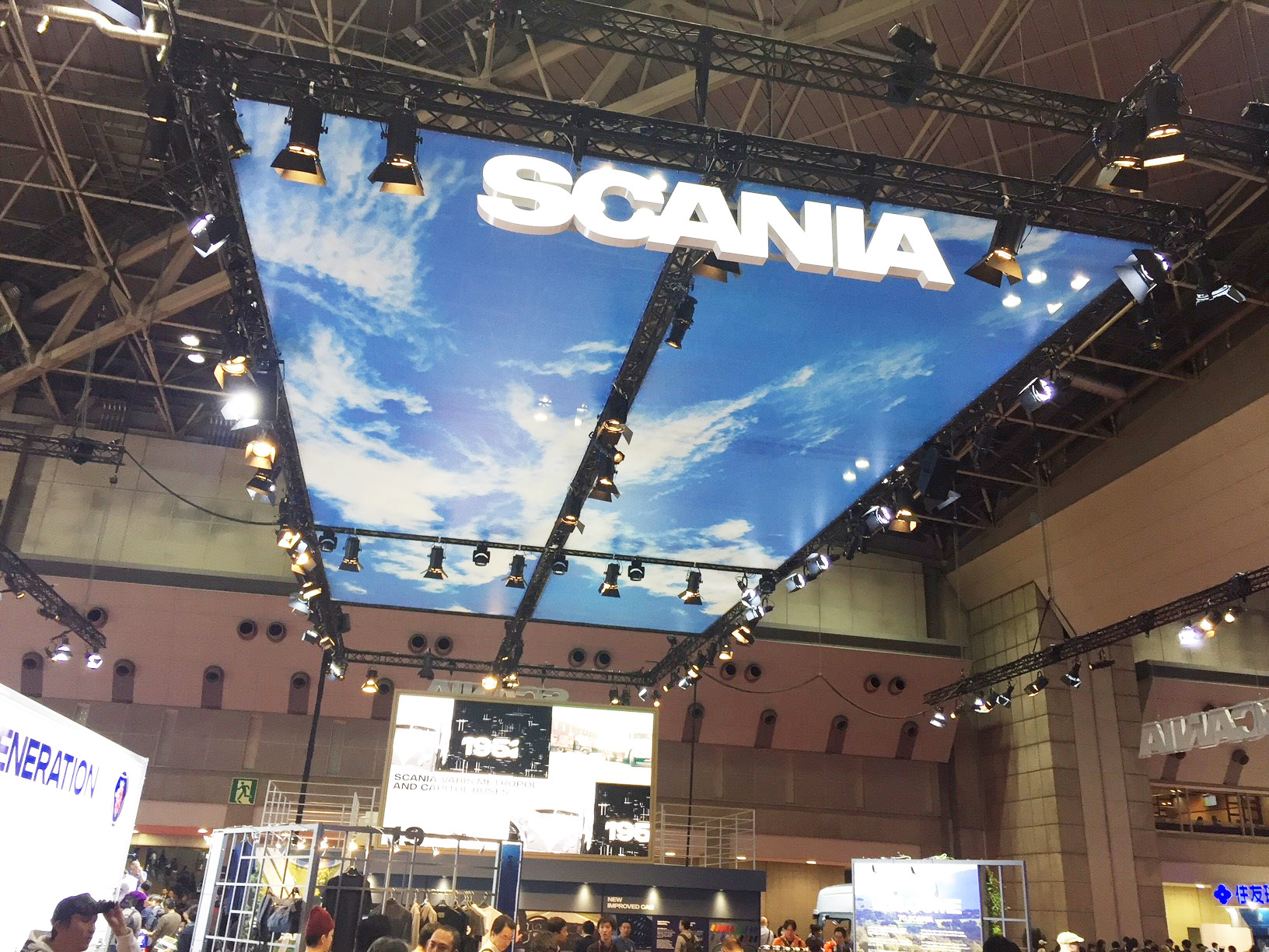 東京モーターショー 初出展のScania (スカニア)ブースで一番驚いたこと！｜テッセランド株式会社